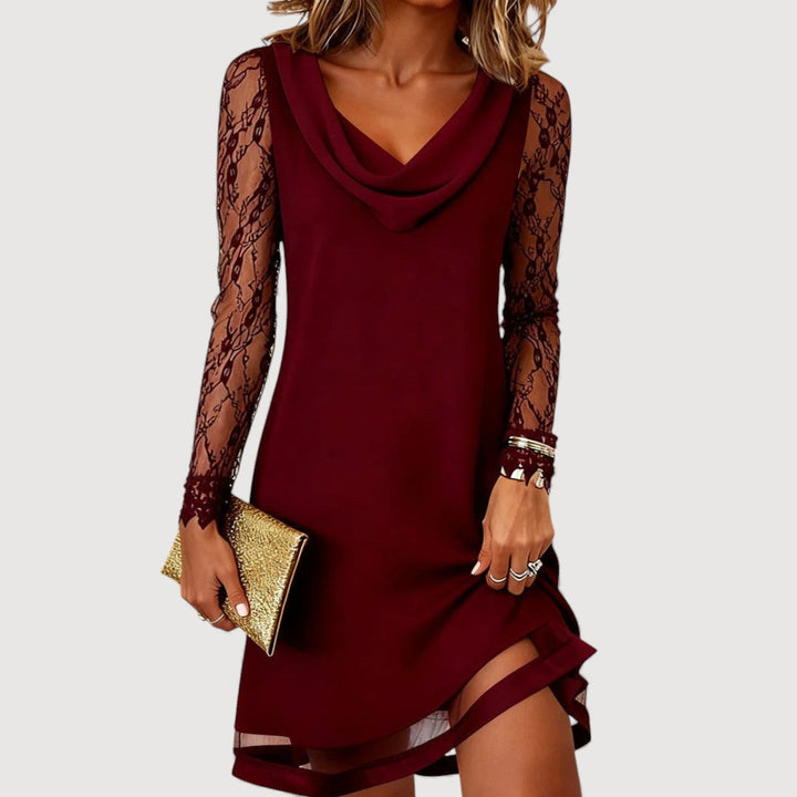 MONIKA – Elegantní krajkové šaty s drapovaným výstřihem